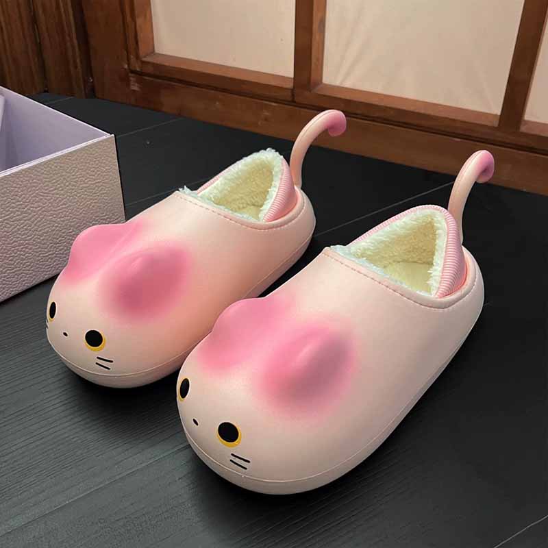 1758858434599645.jpg 雅购特拖鞋