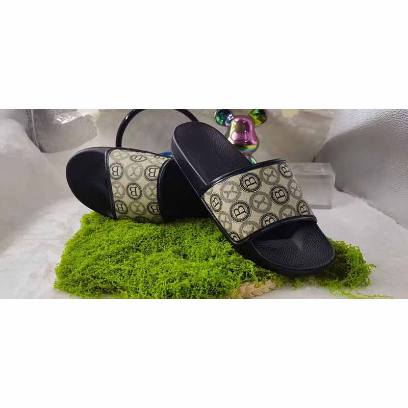 1758934368695510.jpg 雅购特拖鞋