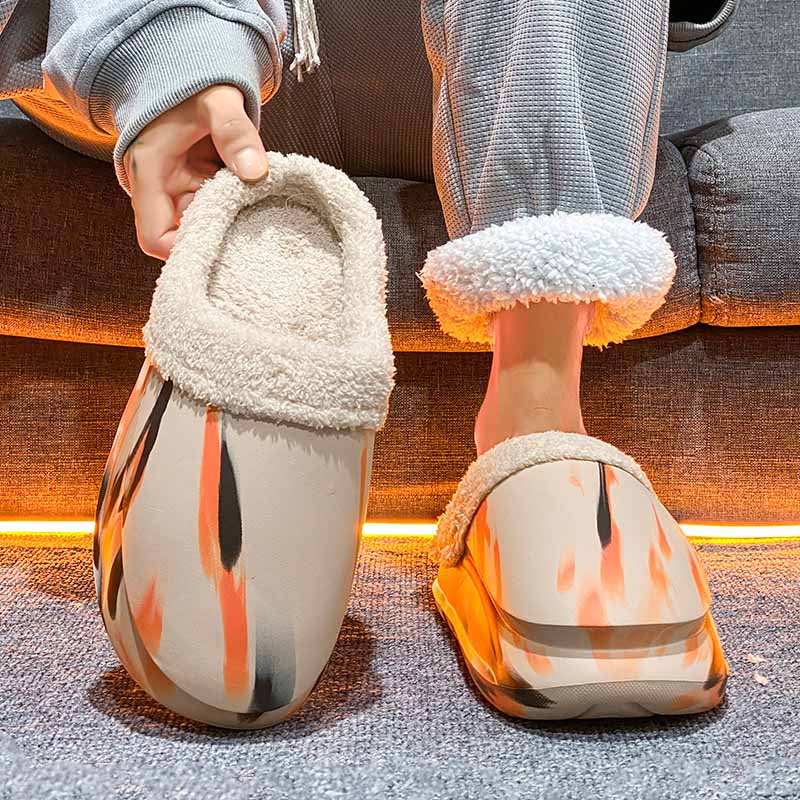 1758938418834232.jpg 雅购特拖鞋