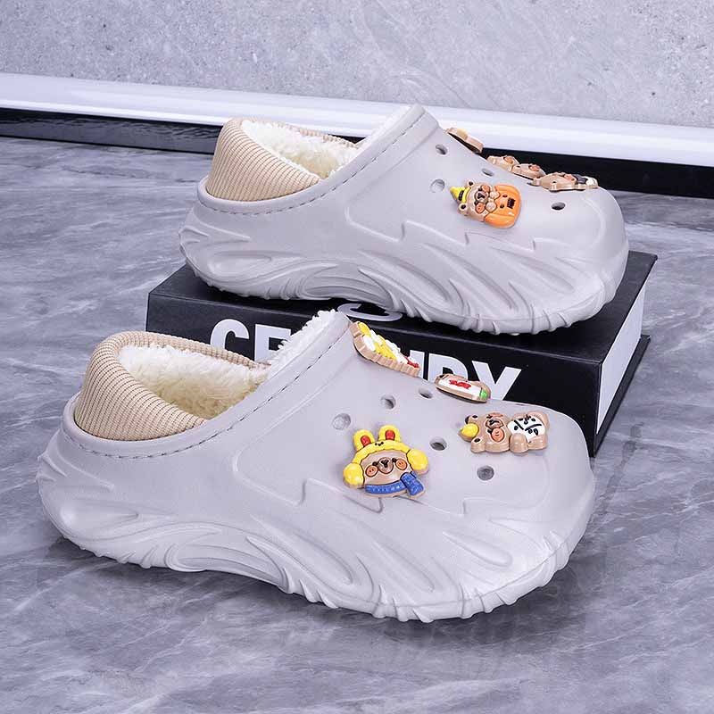 1758962555261606.jpg 雅购特拖鞋