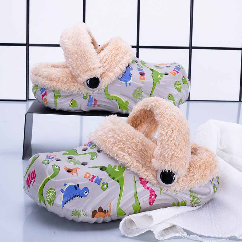 1758962762773011.jpg 雅购特拖鞋