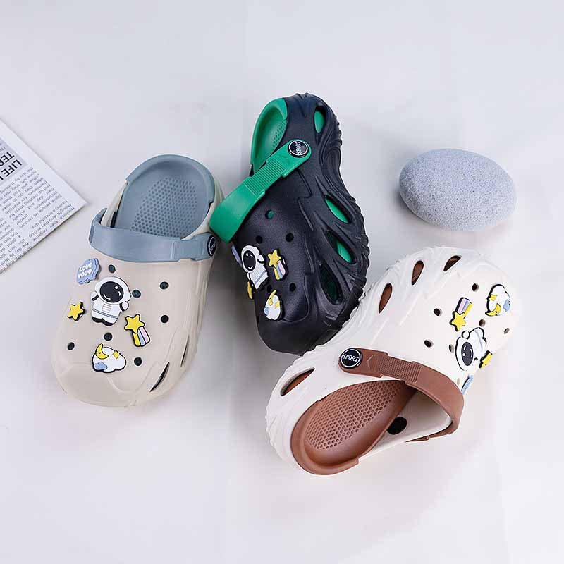 1758965930400563.jpg 雅购特拖鞋