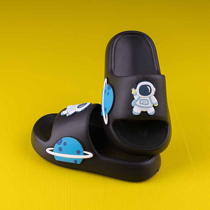 1759136955506070.jpg 雅购特拖鞋