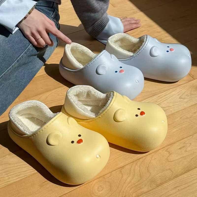 1759221010246754.jpg 雅购特拖鞋