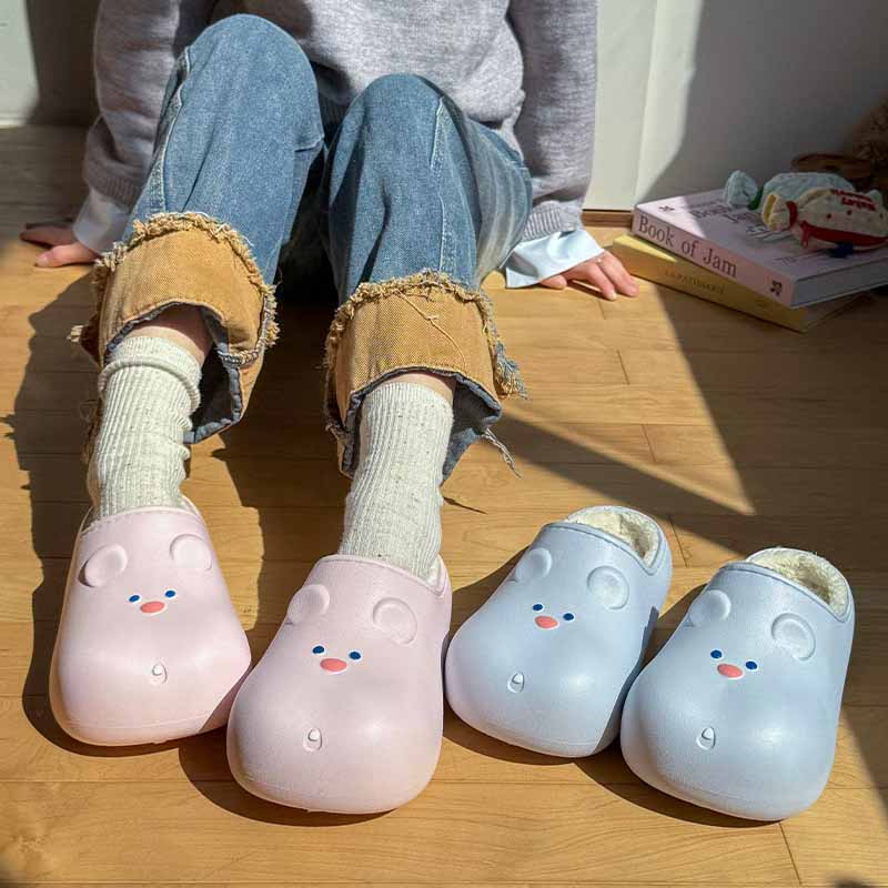 1759221037793323.jpg 雅购特拖鞋