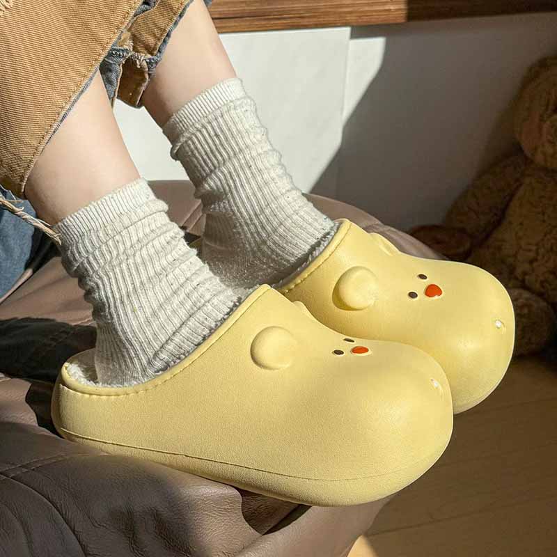 1759221060964945.jpg 雅购特拖鞋