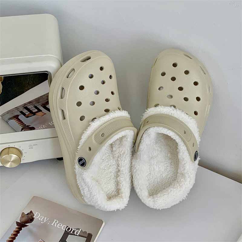 1759226367455322.jpg 雅购特拖鞋