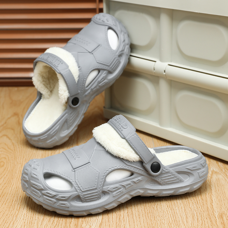 1759477837967237.jpg 雅购特拖鞋