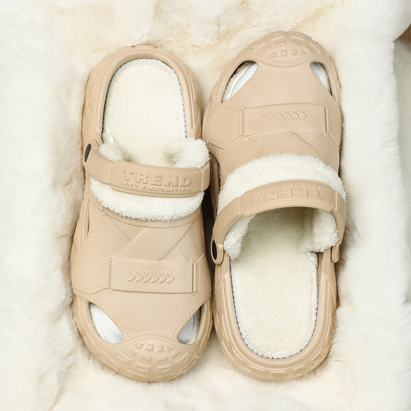 1759477858379306.jpg 雅购特拖鞋