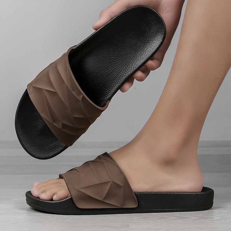 1759571794329410.jpg 雅购特拖鞋