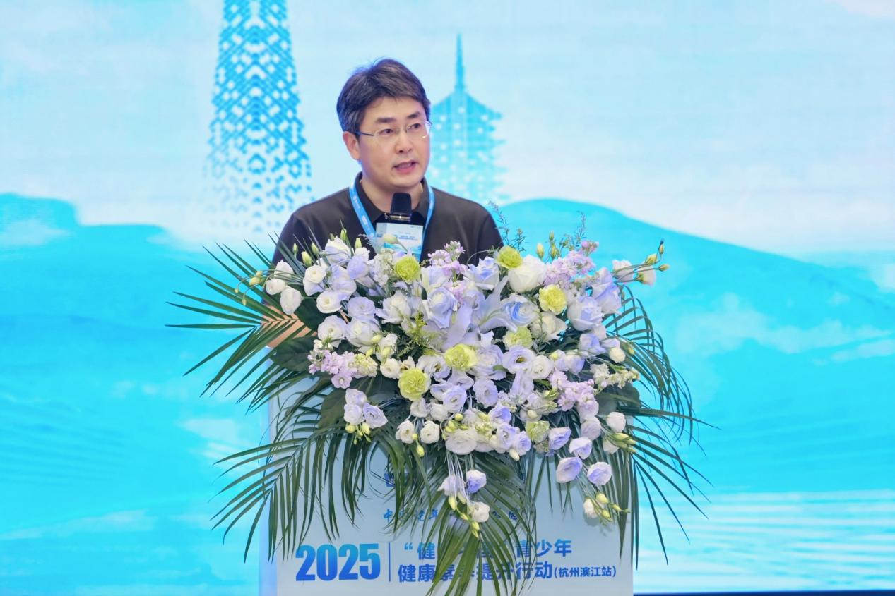 1759633076394238.png 青少年