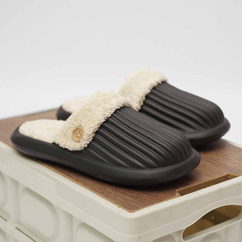 1759802557153340.jpg 雅购特拖鞋