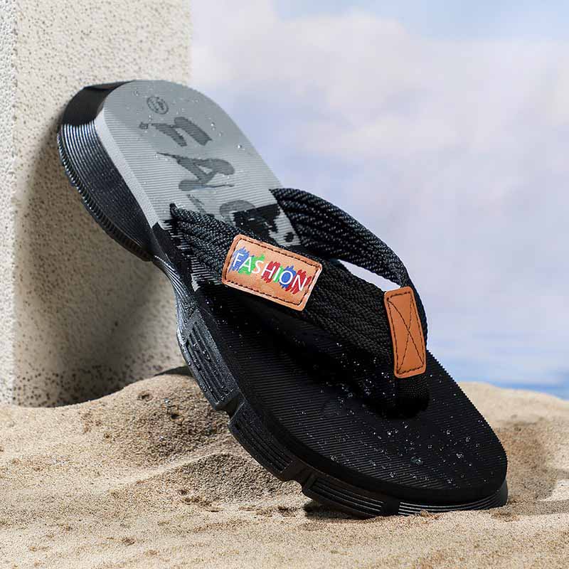 1759818284133811.jpg 雅购特拖鞋