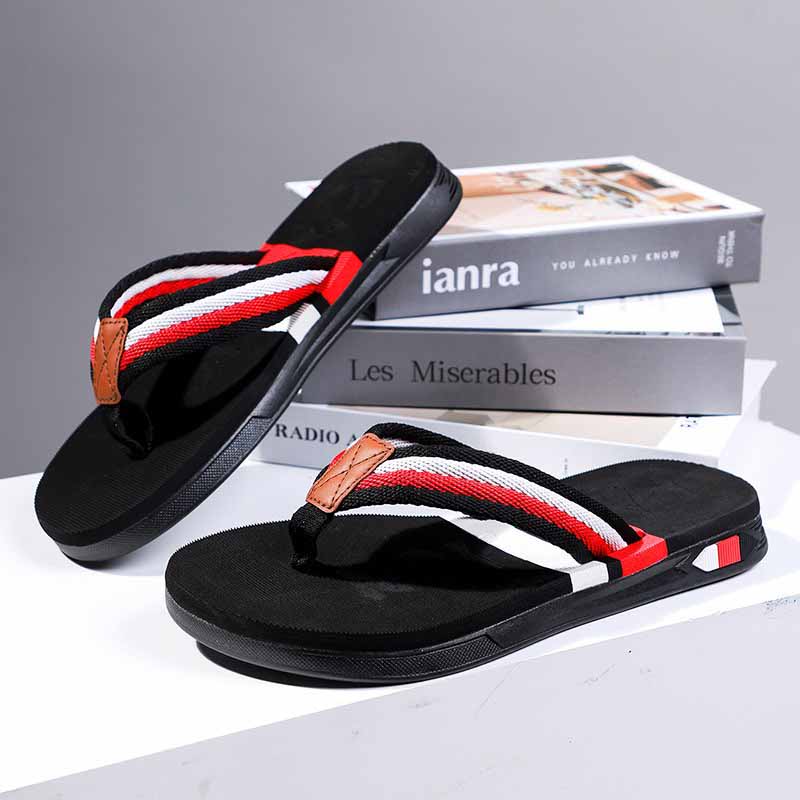 1759820852275198.jpg 雅购特拖鞋