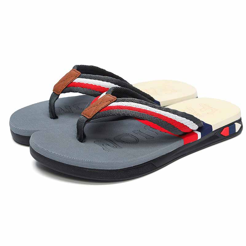 1759820861623904.jpg 雅购特拖鞋