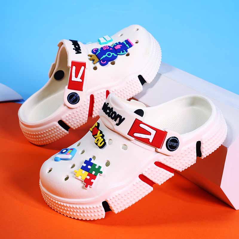 1759973445872690.jpg 雅购特拖鞋