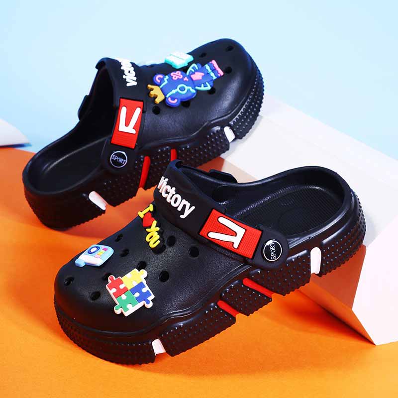 1759973445969242.jpg 雅购特拖鞋