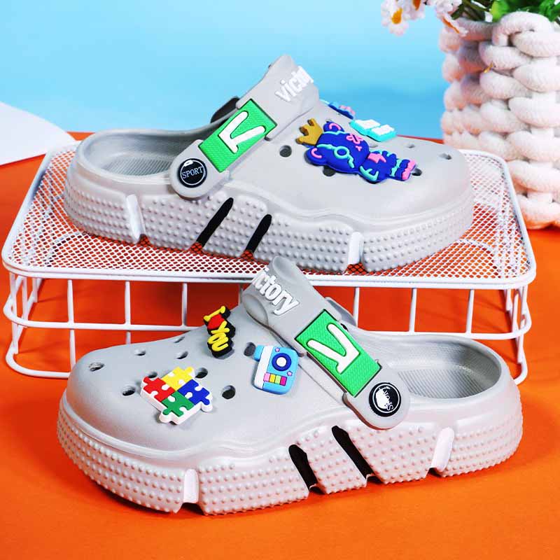 1759973454908546.jpg 雅购特拖鞋