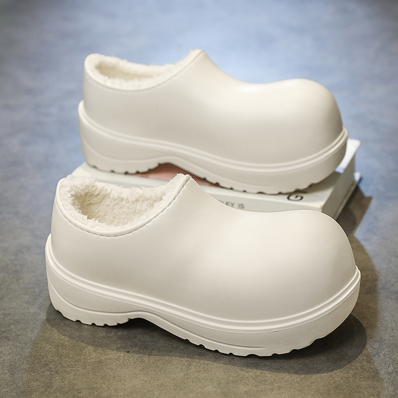 1759993872417531.jpg 雅购特拖鞋