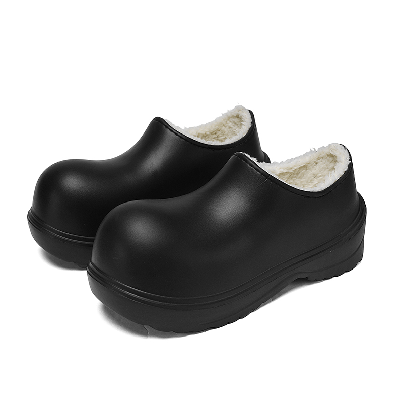 1759993912229448.jpg 雅购特拖鞋