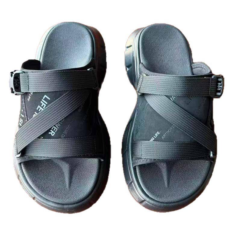 1759999946245813.jpg 雅购特拖鞋