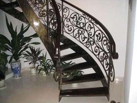 甘肃铁艺楼梯多少钱 兰州铁艺楼梯