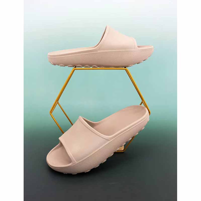 1760066705426701.jpg 雅购特拖鞋