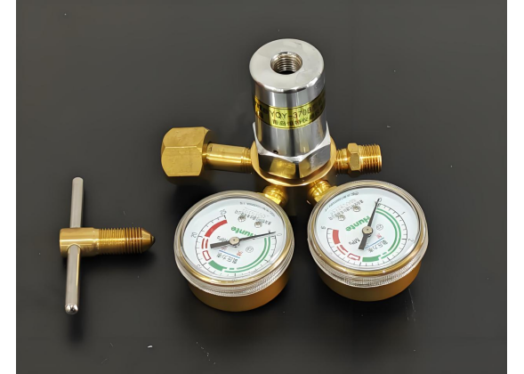 减压器（量热仪）