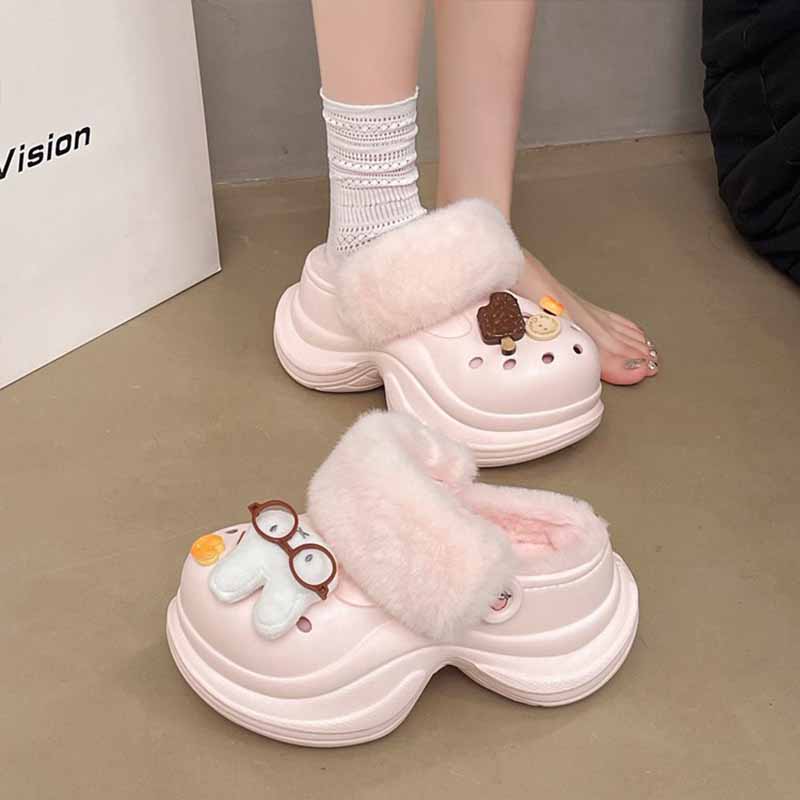 1760086972788201.jpg 雅购特拖鞋