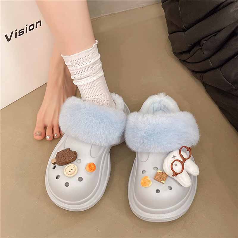 1760086979897795.jpg 雅购特拖鞋