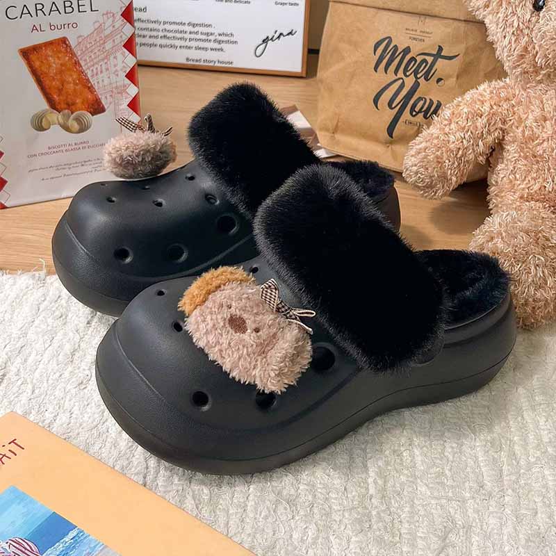 1760087704381761.jpg 雅购特拖鞋