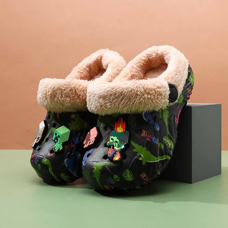 1760089990598313.jpg 雅购特拖鞋