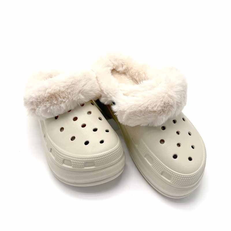 1760143778934120.jpg 雅购特拖鞋