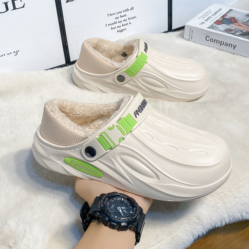 1760152733292418.jpg 雅购特拖鞋