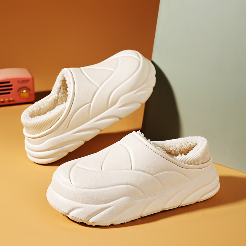 1760155129895120.jpg 雅购特拖鞋