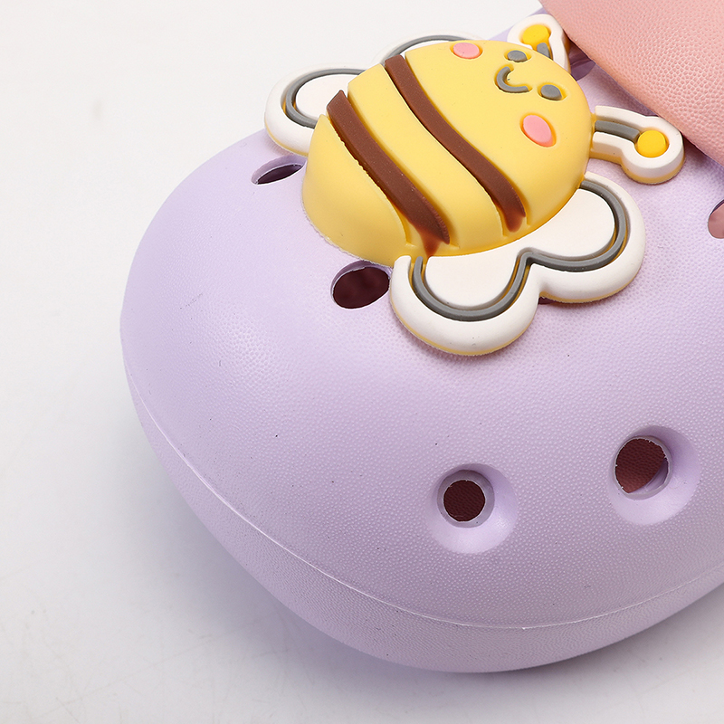 1760163454797943.jpg 雅购特拖鞋