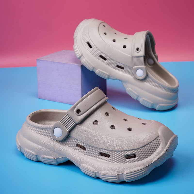 1760168614427410.jpg 雅购特拖鞋