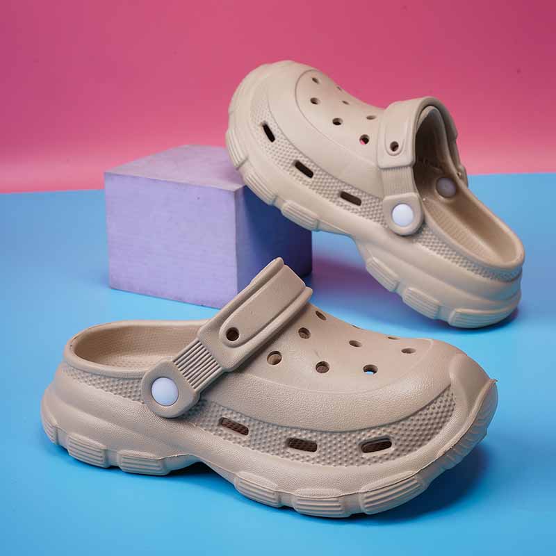 1760168614842303.jpg 雅购特拖鞋