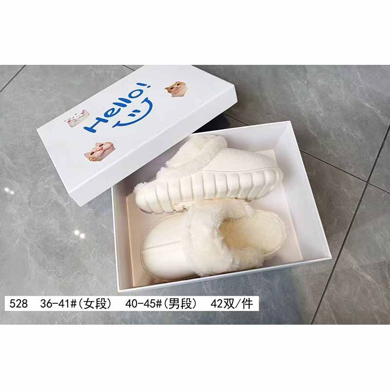 1760169290899114.jpg 雅购特拖鞋