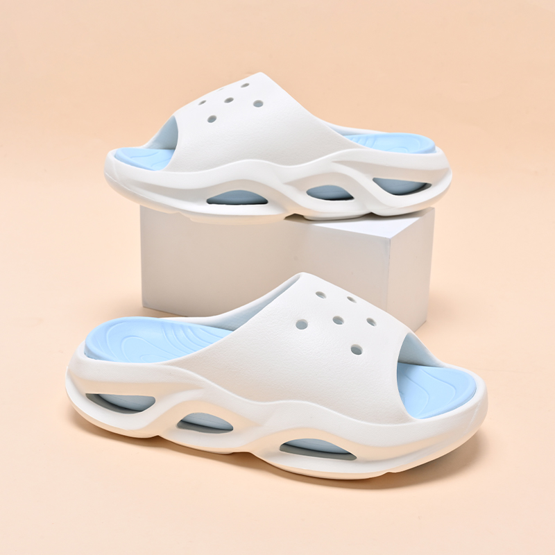 1760169691495092.jpg 雅购特拖鞋