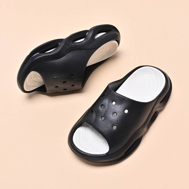 1760169701118560.jpg 雅购特拖鞋