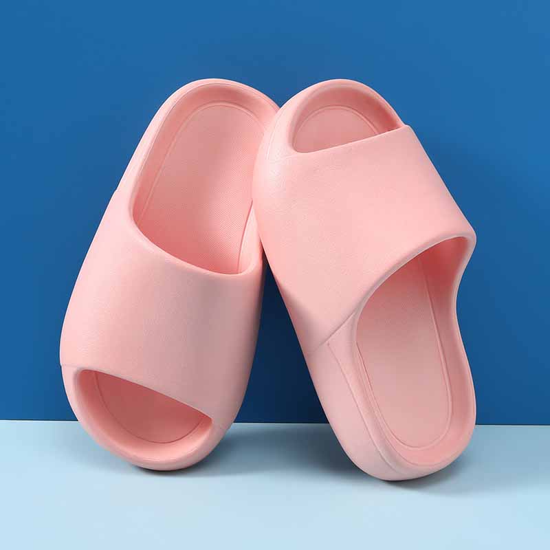 1760171110586449.jpg 雅购特拖鞋