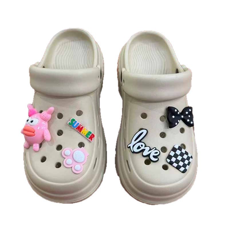 1760334099388299.jpg 雅购特拖鞋