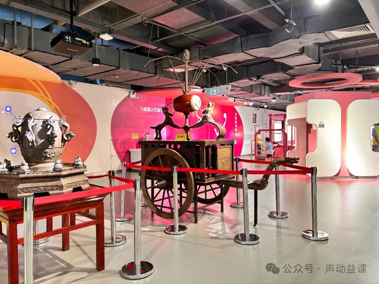 1760362899362912.jpg 人工耳蜗