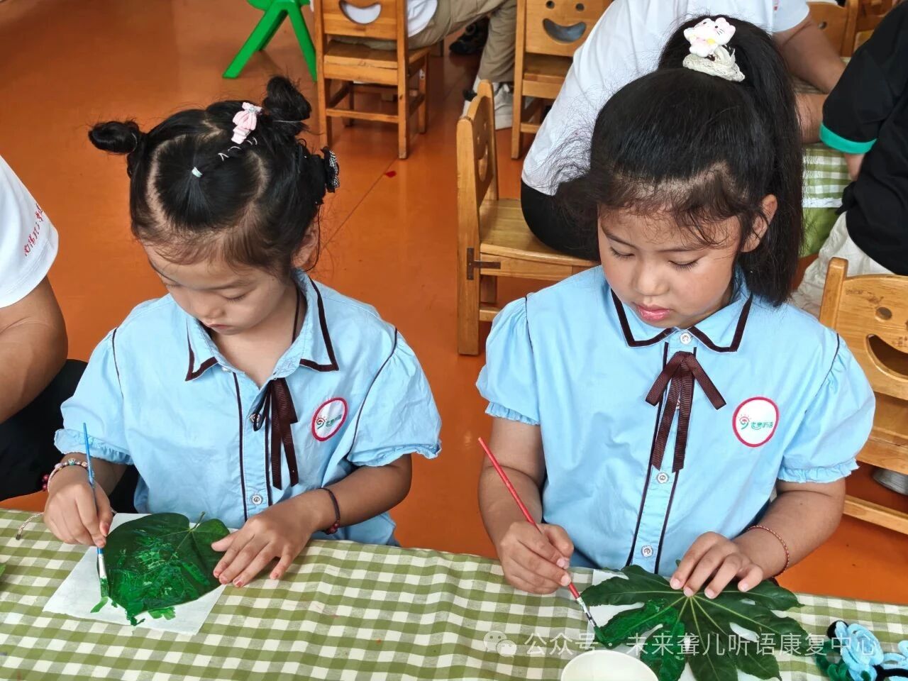 1760368183994697.jpeg 听障