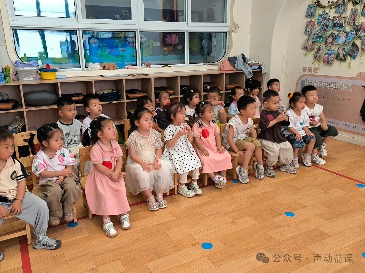 1760368191199456.jpg 听障宝宝