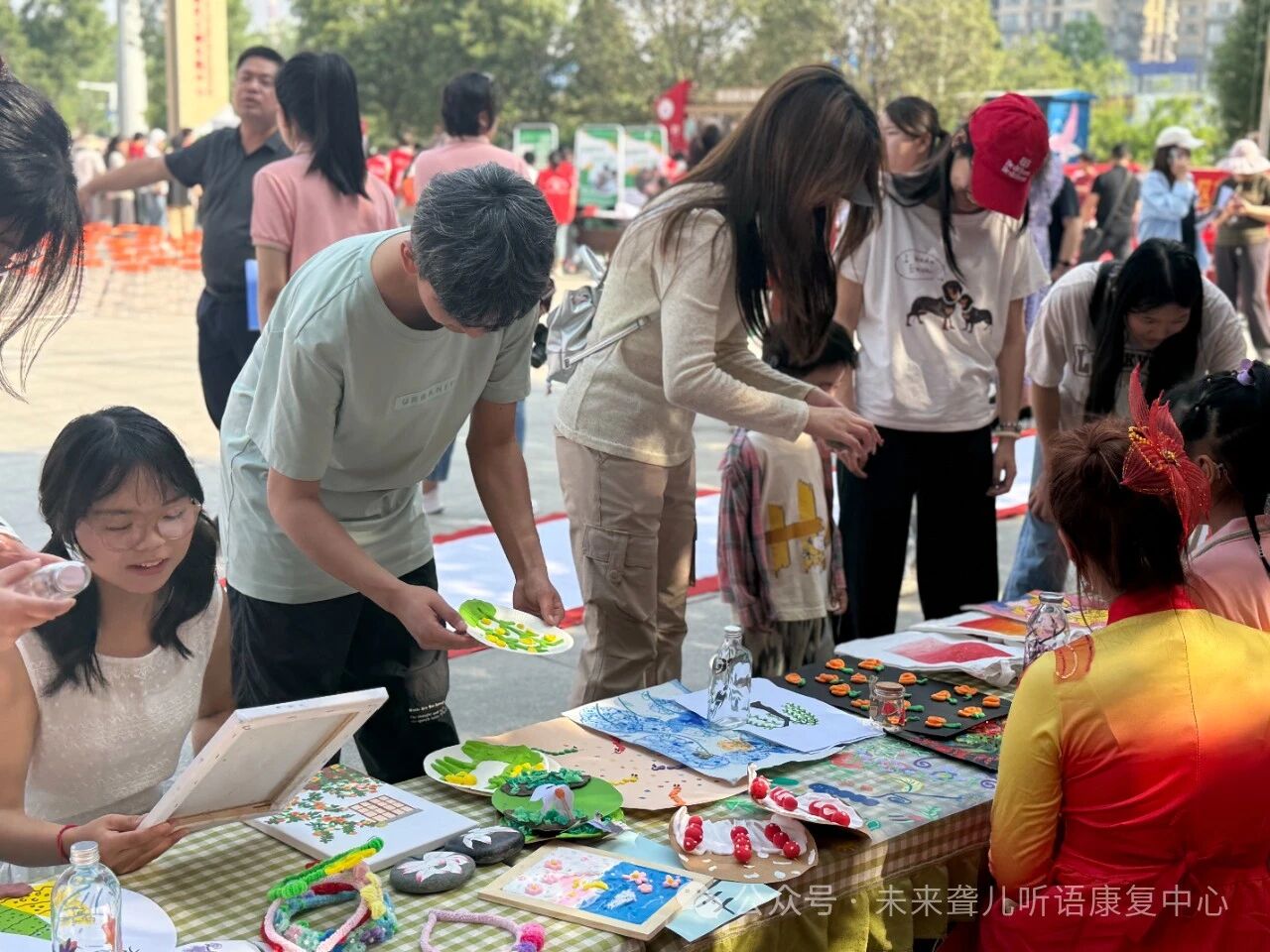 1760370355466024.jpg 助残日