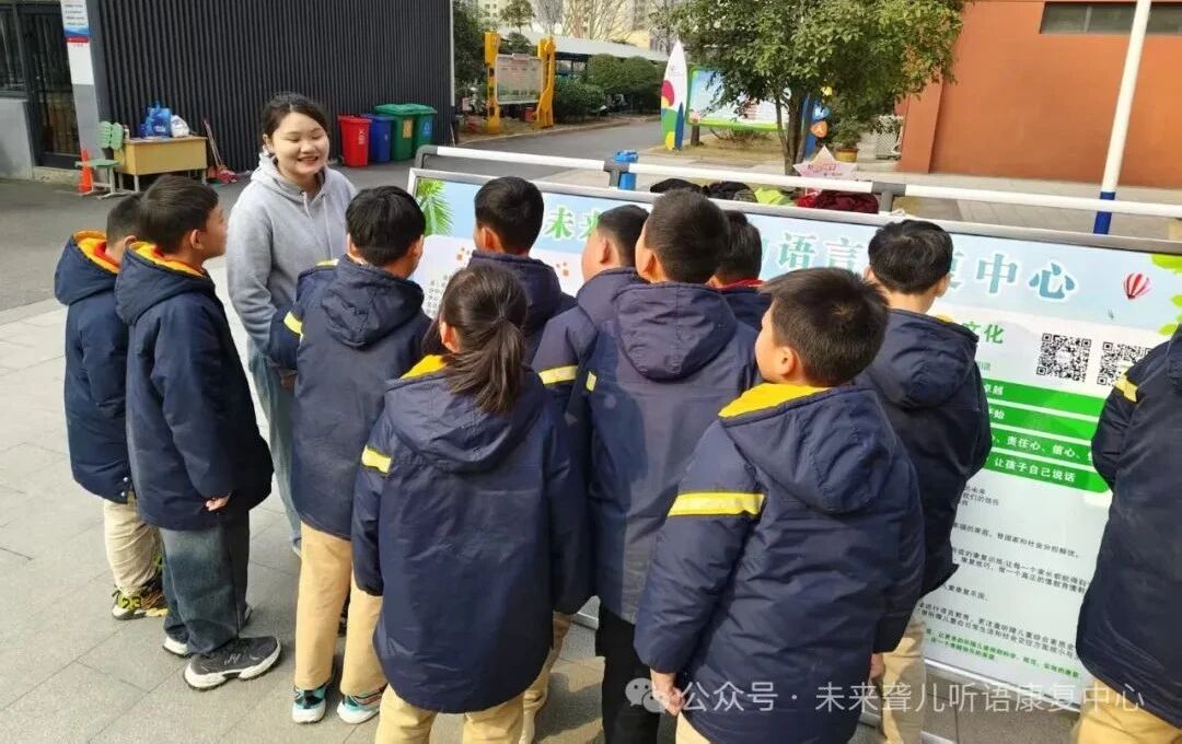 1760372064266480.jpg 耳蜗宝宝