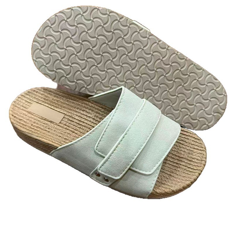 1760430090331931.jpg 雅购特拖鞋