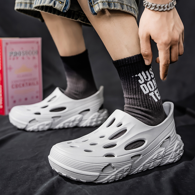 1760494618144050.jpg 雅购特拖鞋